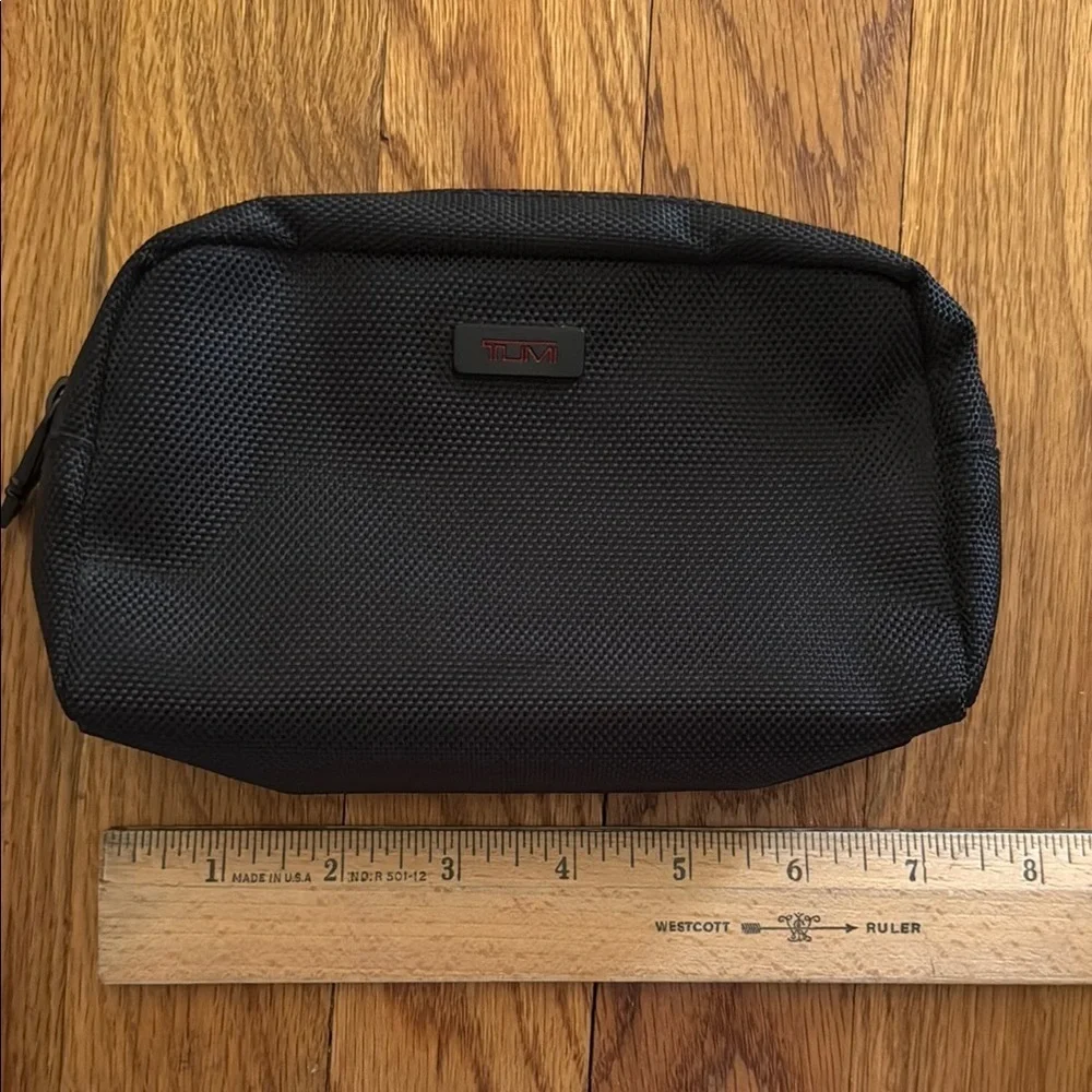 Tumi Black Zipper Travel Toiletry Makeup Pouch Bag